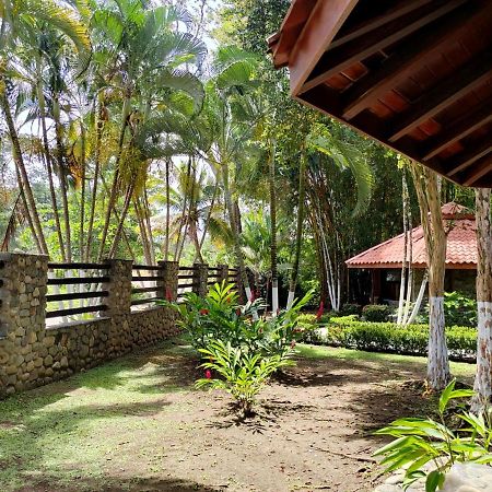 Bungalows Malu Cahuita Exterior photo