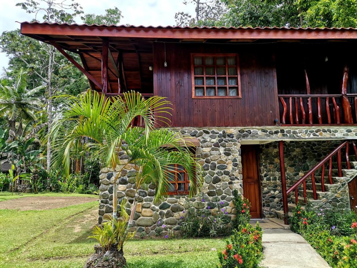 Bungalows Malu Cahuita Exterior photo