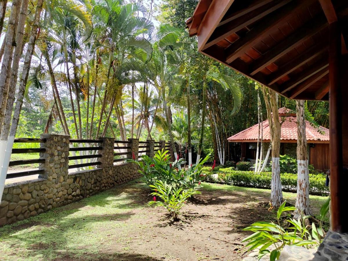 Bungalows Malu Cahuita Exterior photo