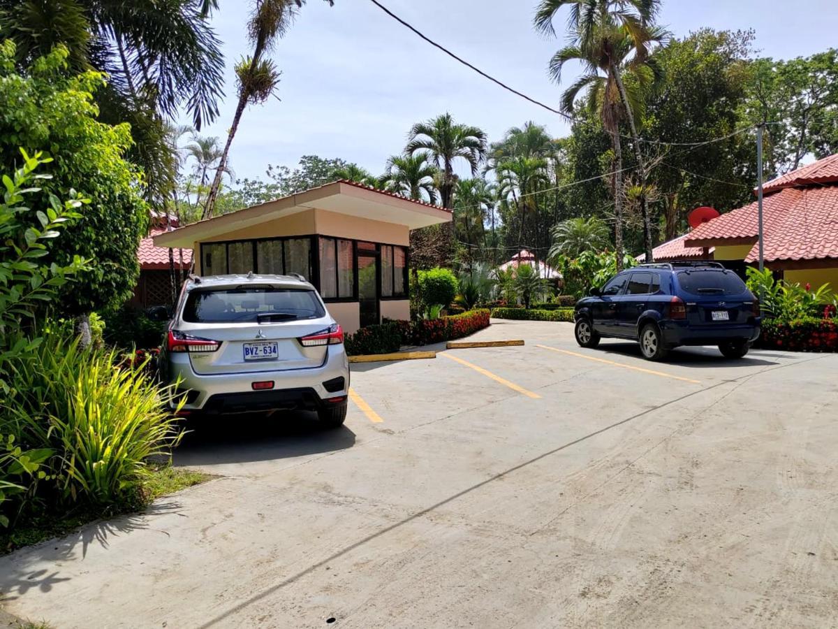 Bungalows Malu Cahuita Exterior photo