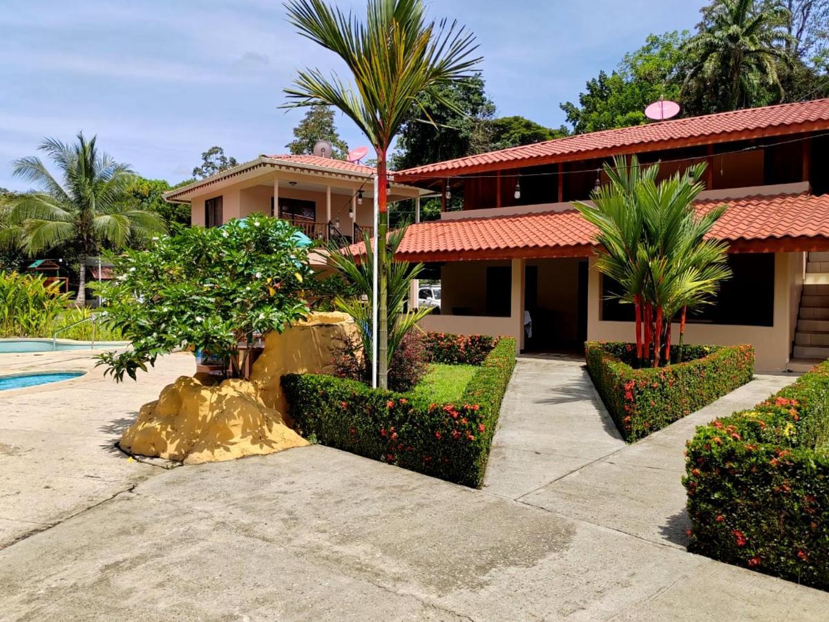 Bungalows Malu Cahuita Exterior photo